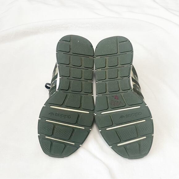 Adidas originals mens swift run X camo green athletic sneakers size 8 - Picture 3 of 7